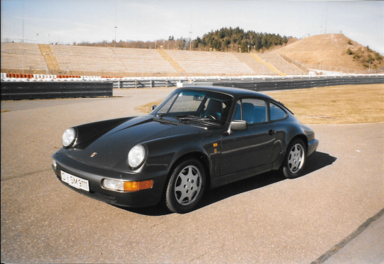Dieses Bild hat ein leeres Alt-Attribut. Der Dateiname ist Messner-964_N├╝rburgring1_1998-1.png